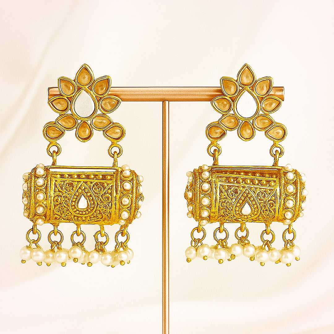 Kundan Gold-Plated Sheila Earrings