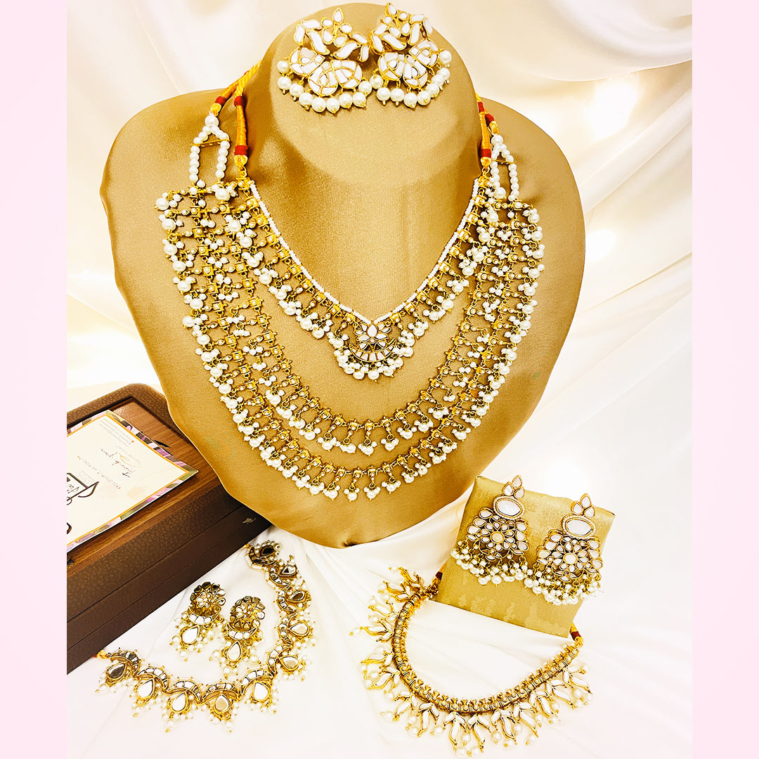 Meherunisa Handmade Kundan Necklace Set