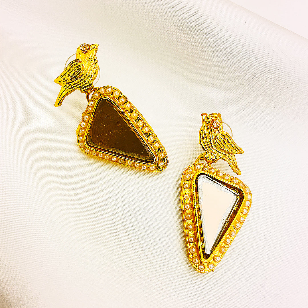 Kundan Gold-Plated Haniya Earrings