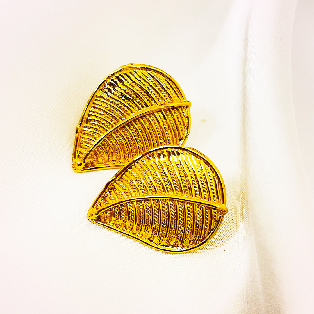 Hayat Gold Plated Kundan Studs