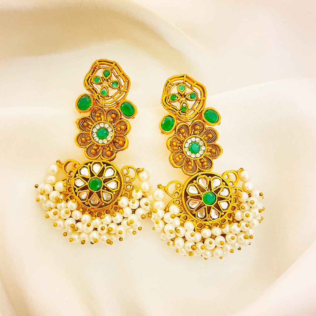 Kundan Gold-Plated Naghma Earrings