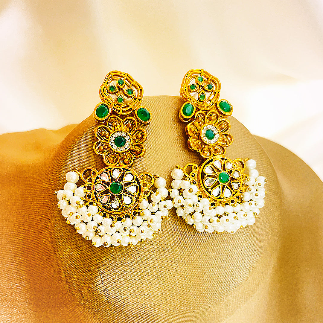 Kundan Gold-Plated Naghma Earrings