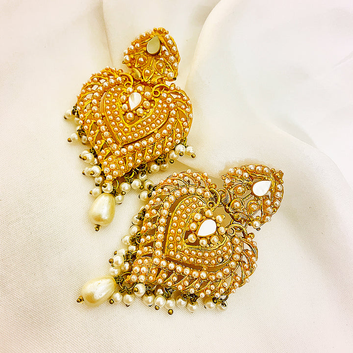 Kundan Gold-Plated Ravishna Earrings
