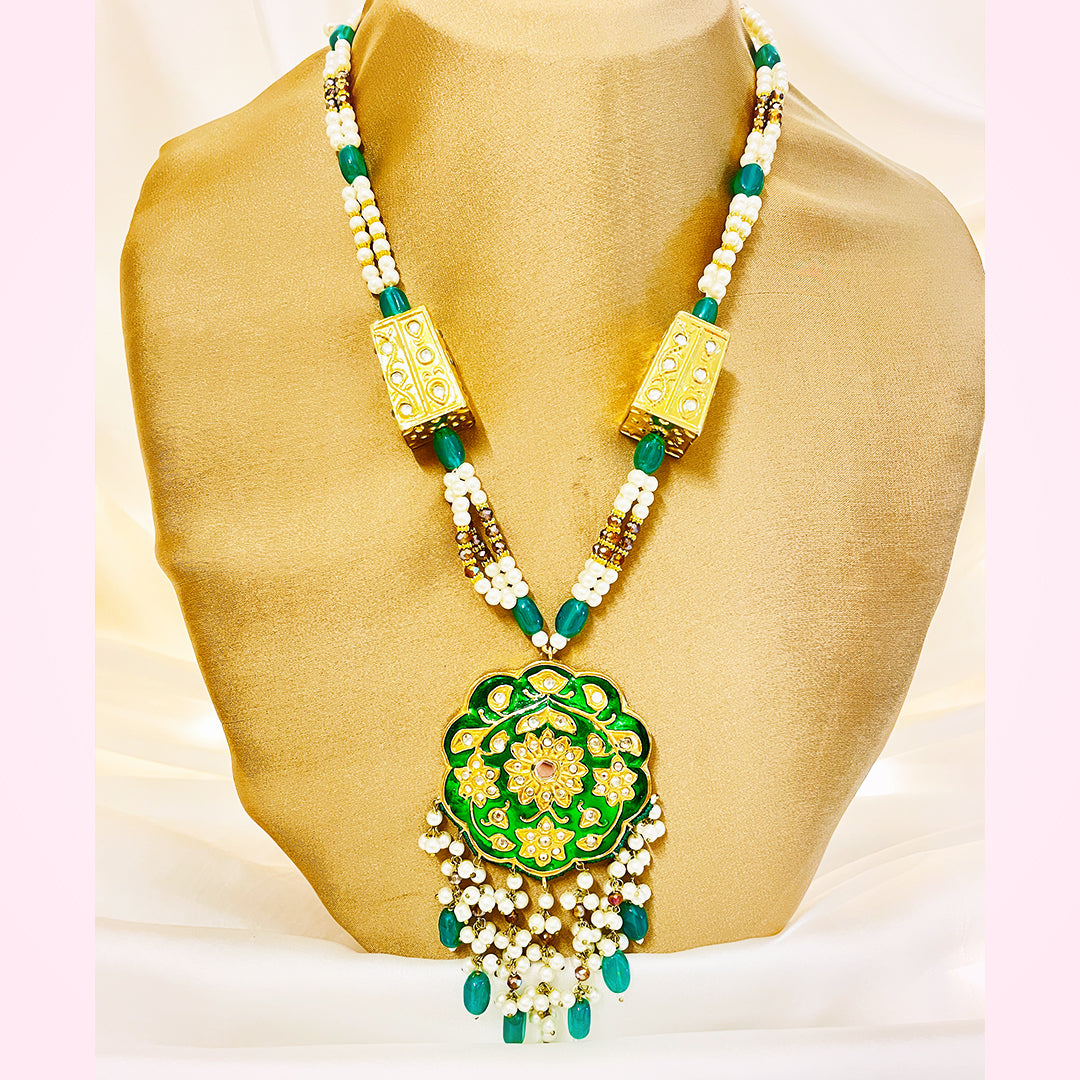 Sabnoor Striking Meena Kari & Kundan Inspired Mala