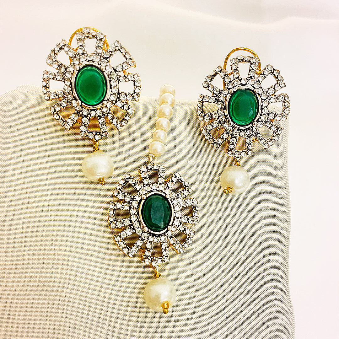 Easter Bloom 4-Piece Pearl-Strand CZ Choker Set