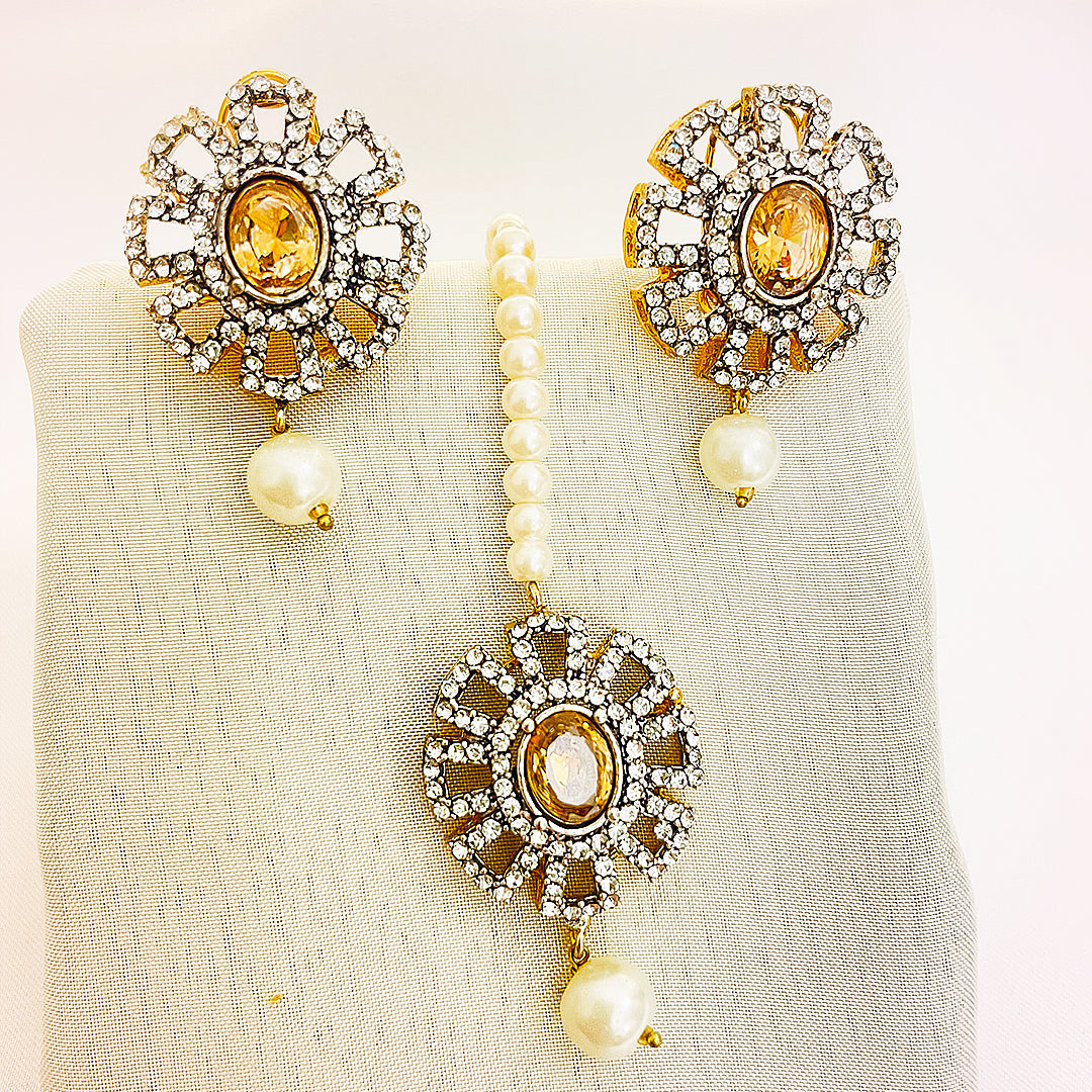 Easter Bloom 4-Piece Pearl-Strand CZ Choker Set