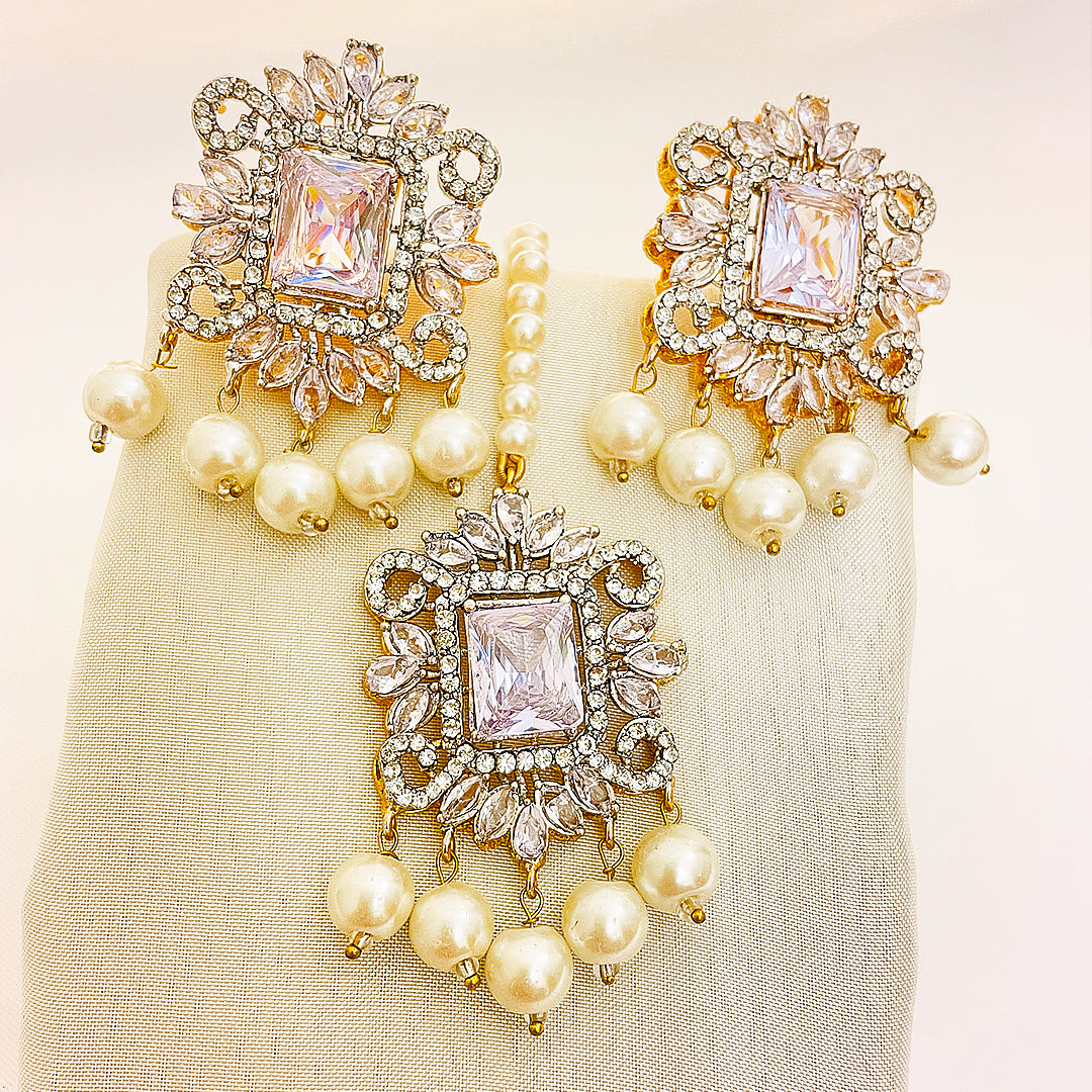 Mahnoor Four-Piece Kundan Set