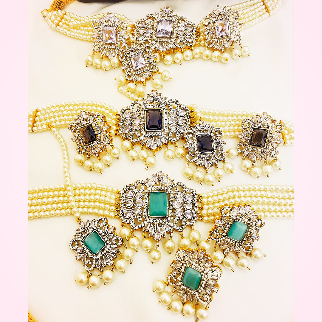 Mahnoor Four-Piece Kundan Set