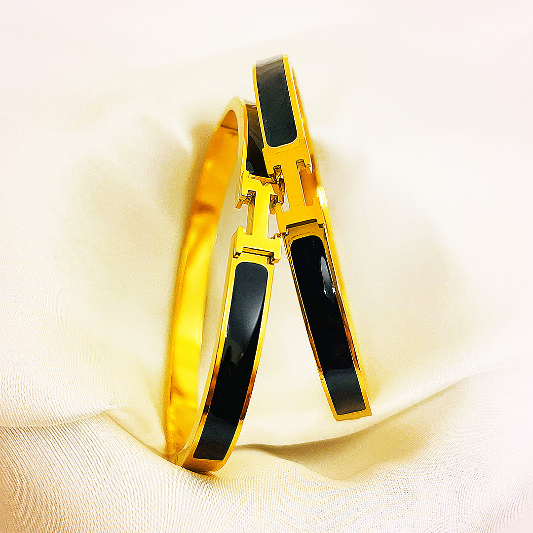 Valencia H-Motif Enamel Stainless Steel Bangle – 18K Gold Plated