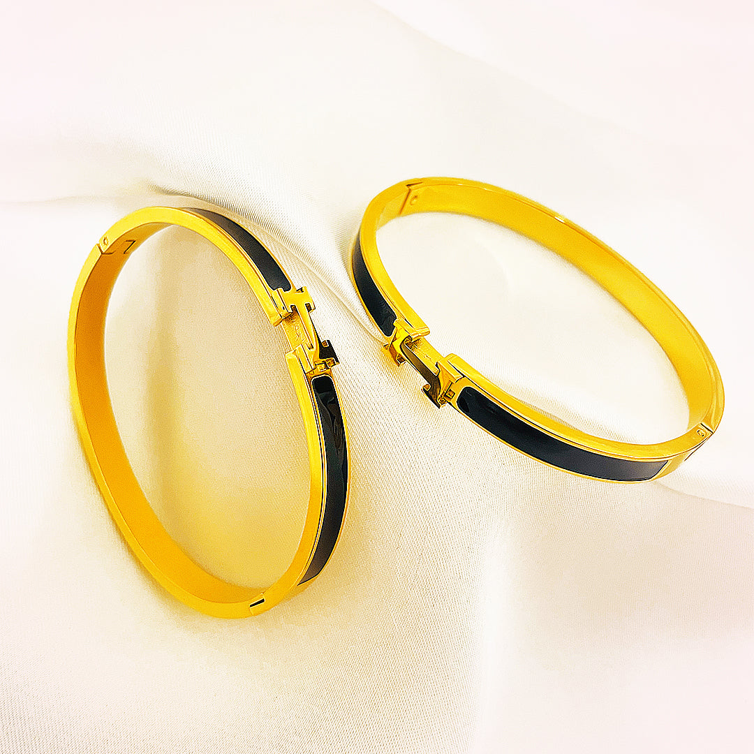 Valencia H-Motif Enamel Stainless Steel Bangle – 18K Gold Plated