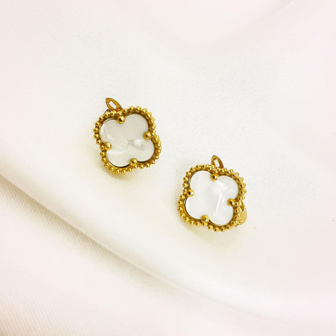 Avenile Clover Stainless Steel Studs – 18K Gold Plated