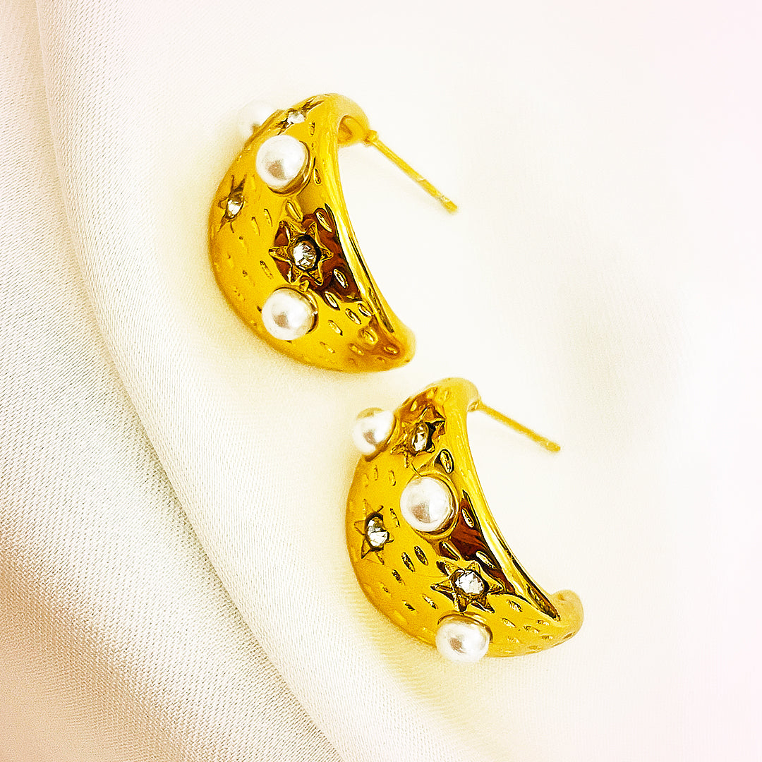 Amarisse Pearls And Zircon Stainless Steel Earrings – 18K Gold Plated