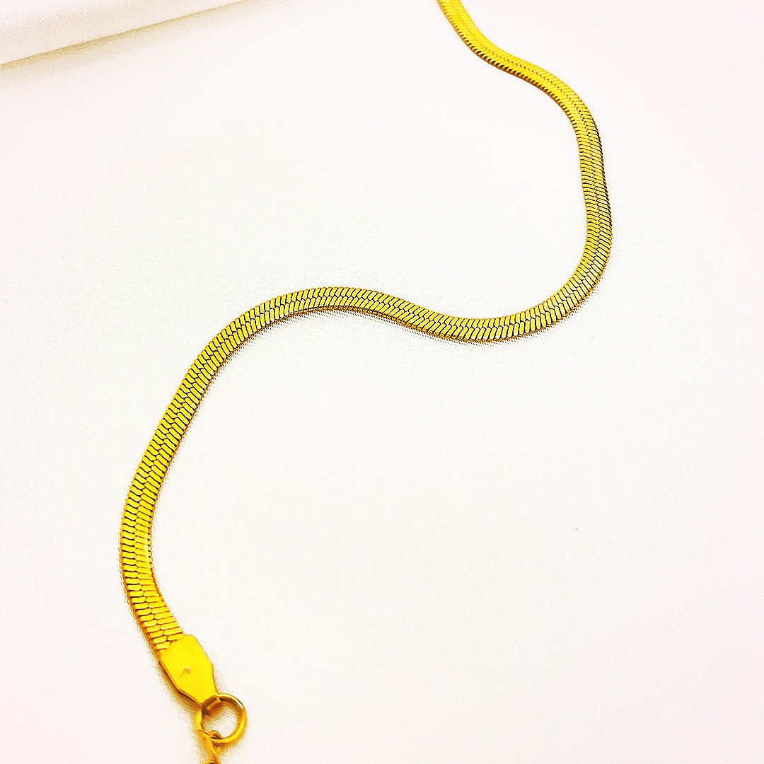 Marielle Sleek Gold Snake Chain Bracelet
