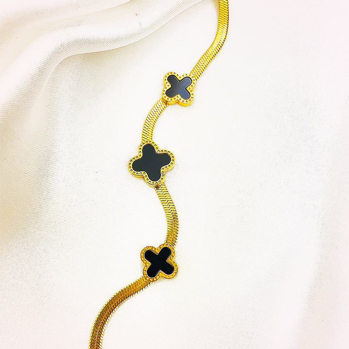 Seliora Black & White Clover Charm Bracelet