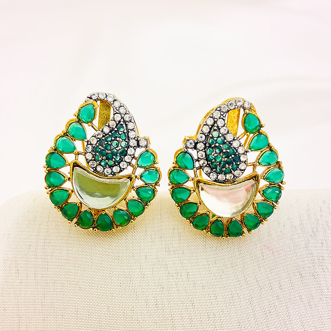 Mahnoor Paisley-Style Kundan Earrings