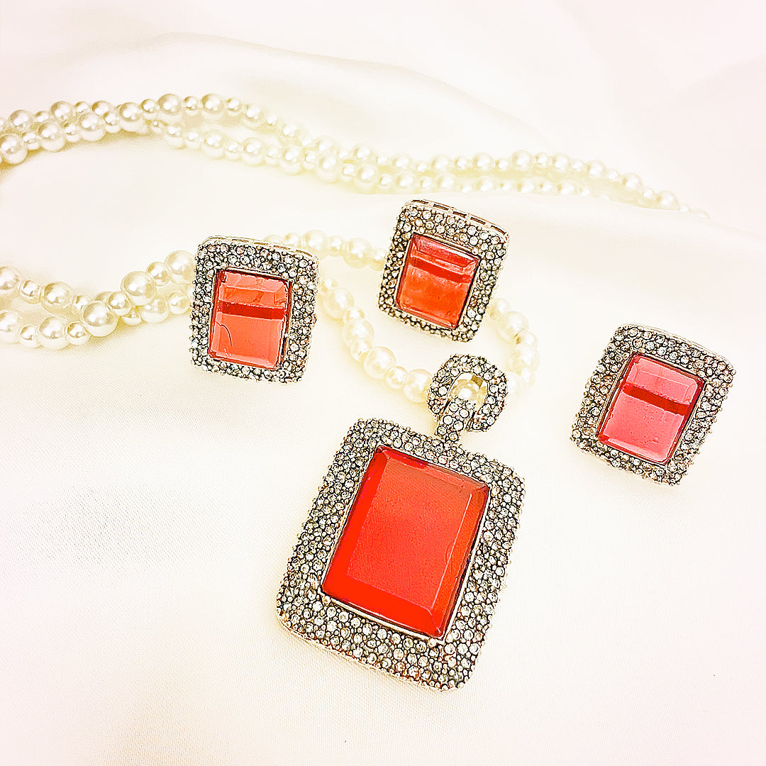 Seraphina Pearl Linked 4-Piece Locket Set