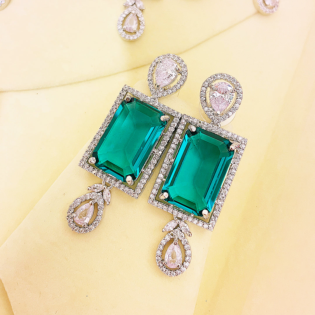 Sara Necklace Set With Rectangle & Teardrop Stones