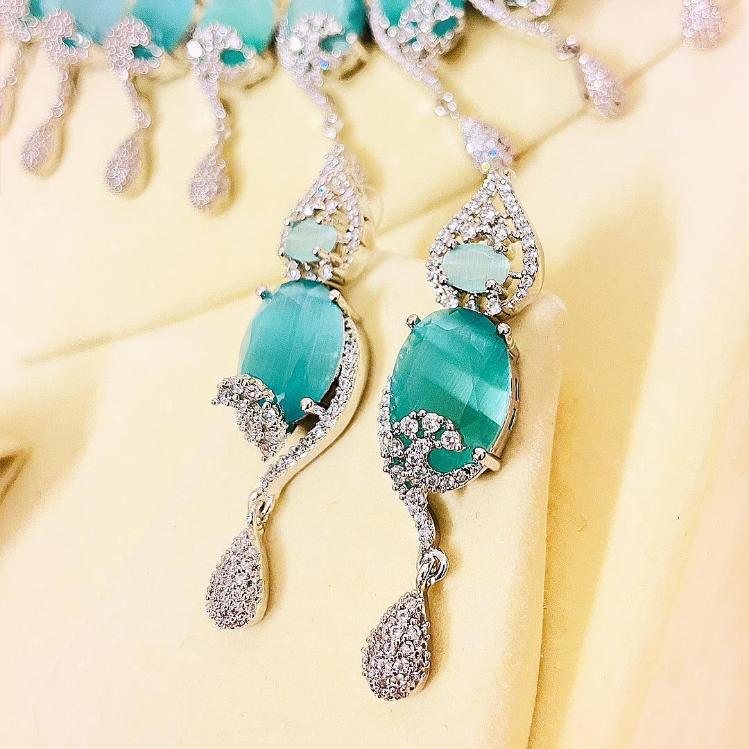 Selene Bloom Oval Necklace Set With Teardrop Dangling Charms