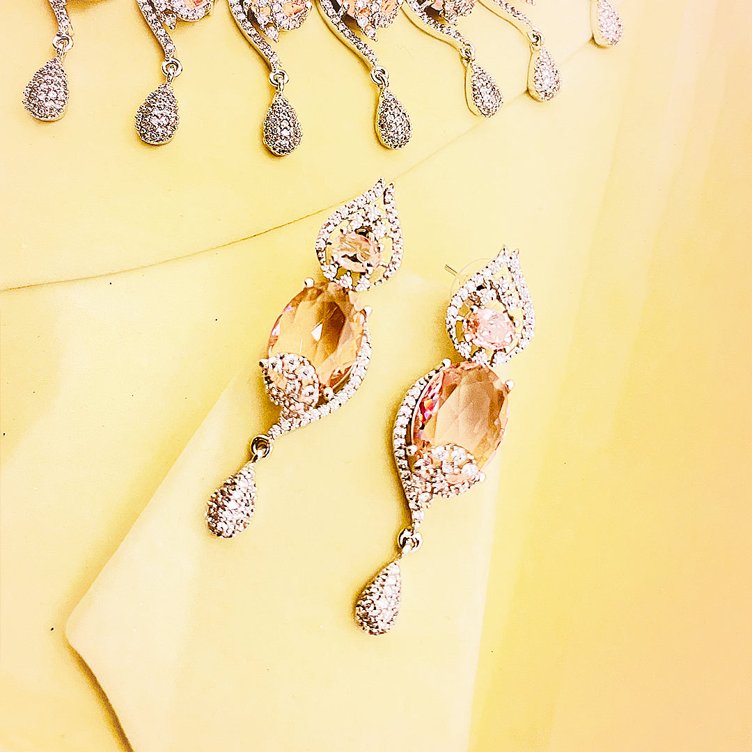 Selene Bloom Oval Necklace Set With Teardrop Dangling Charms