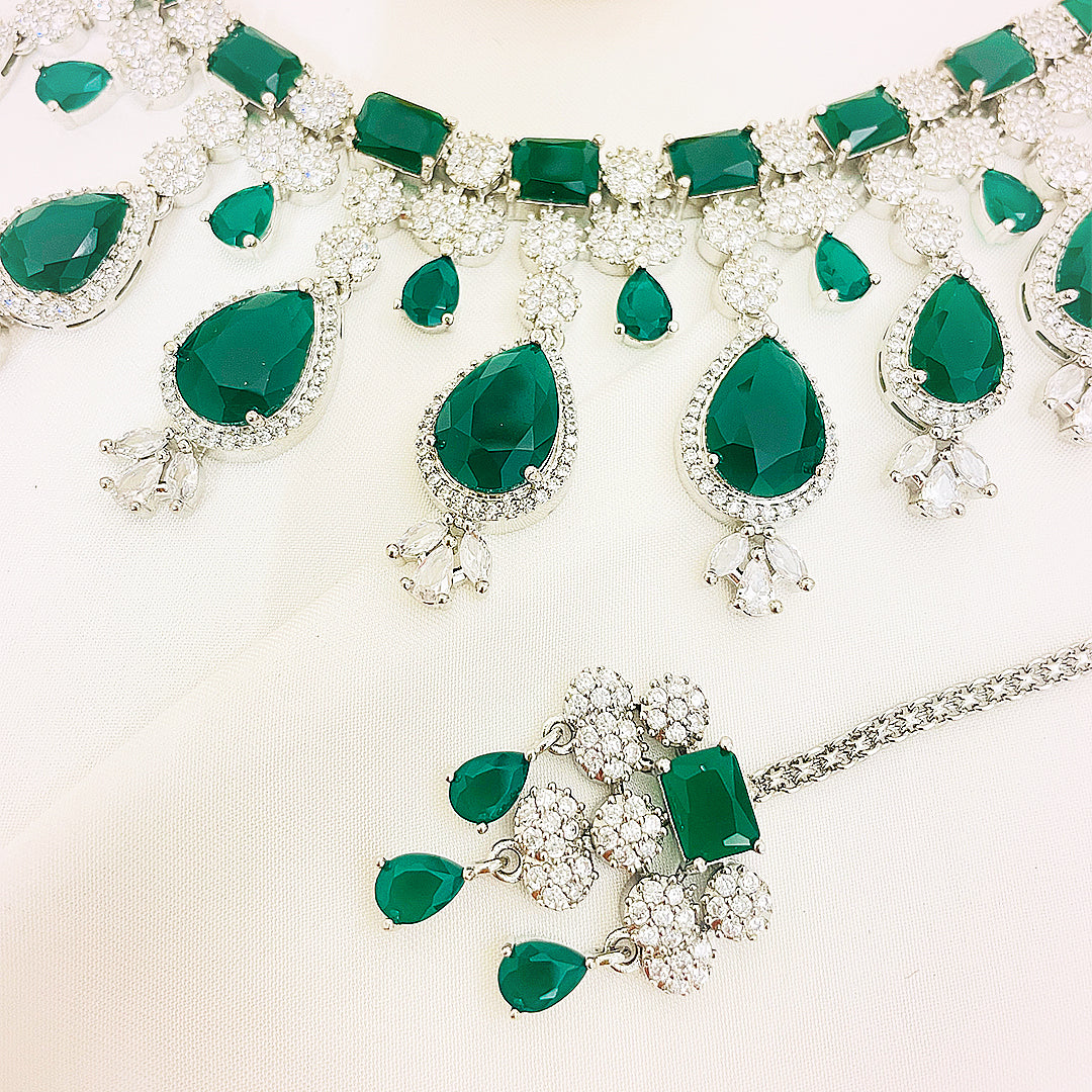 Mirina Emerald Cascade Necklace Set With Bindiya