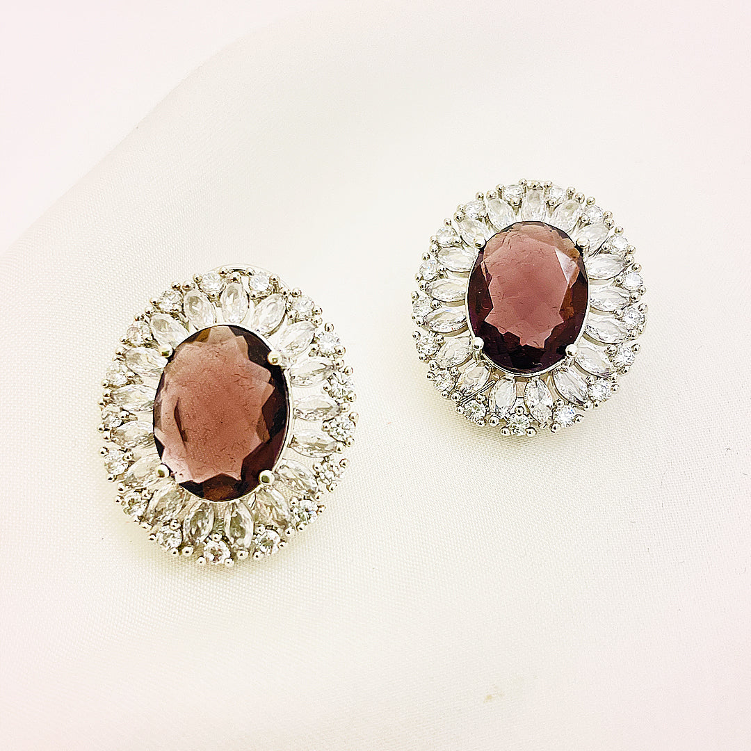Elaria Oval Halo AD Studs