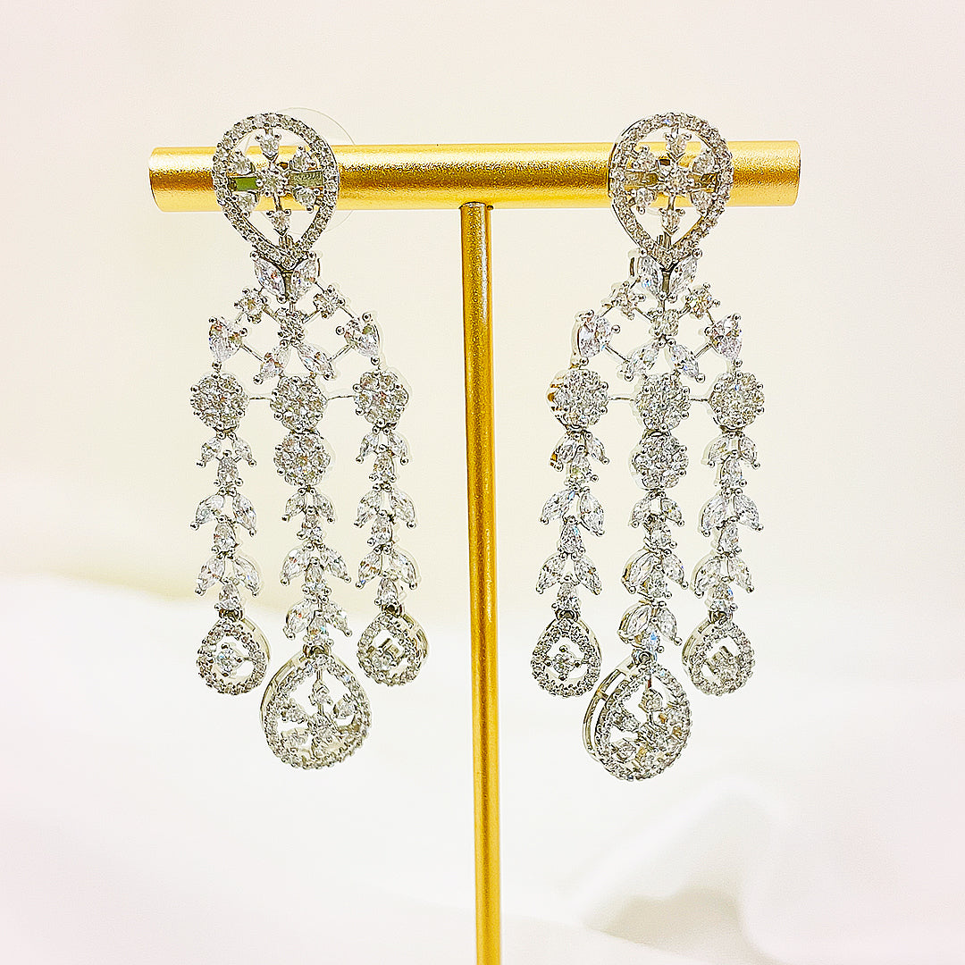 Leona Cascading Chandelier Necklace Set With Bindiya