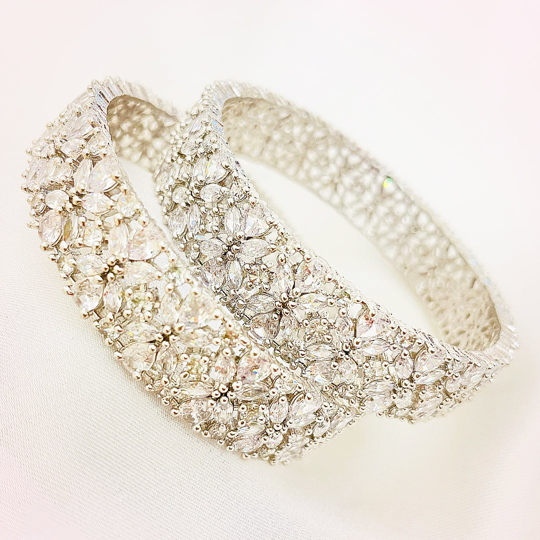 Vionette Floral CZ Broad Kara Bangles – Silver Polish