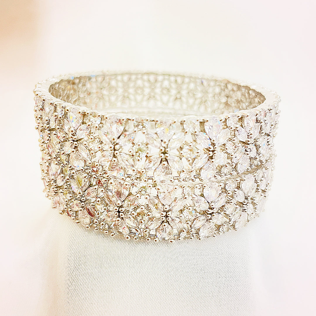 Vionette Floral CZ Broad Kara Bangles – Silver Polish