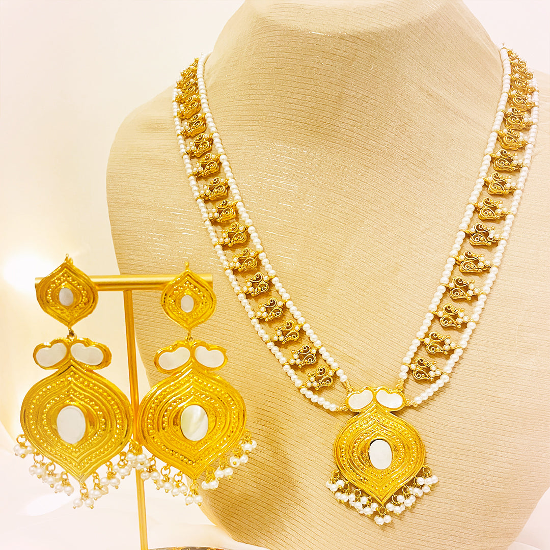 Mahe Gold Plated Hand Carved Kundan Mala