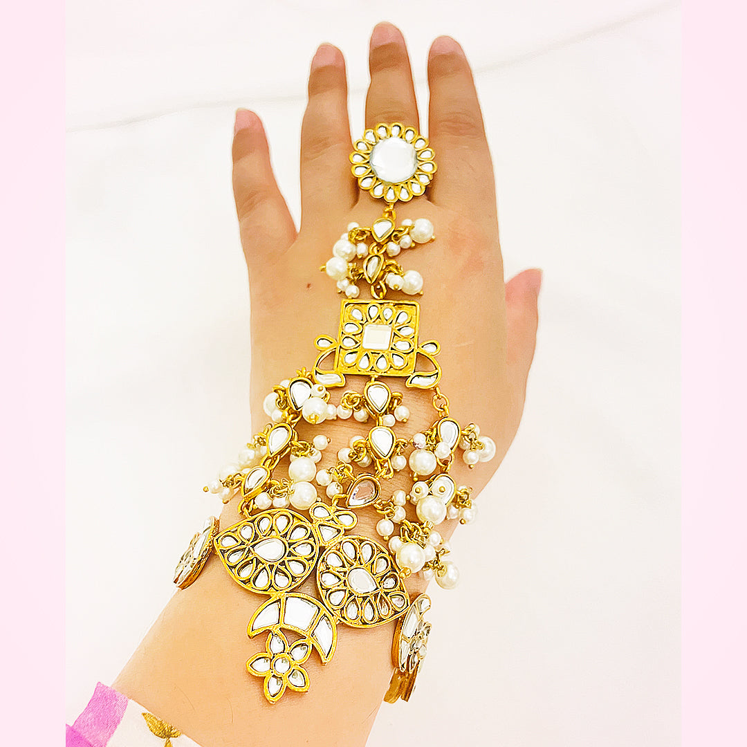 Mahrukh Kundan Ring Bracelet Combo With Pearl Detailing