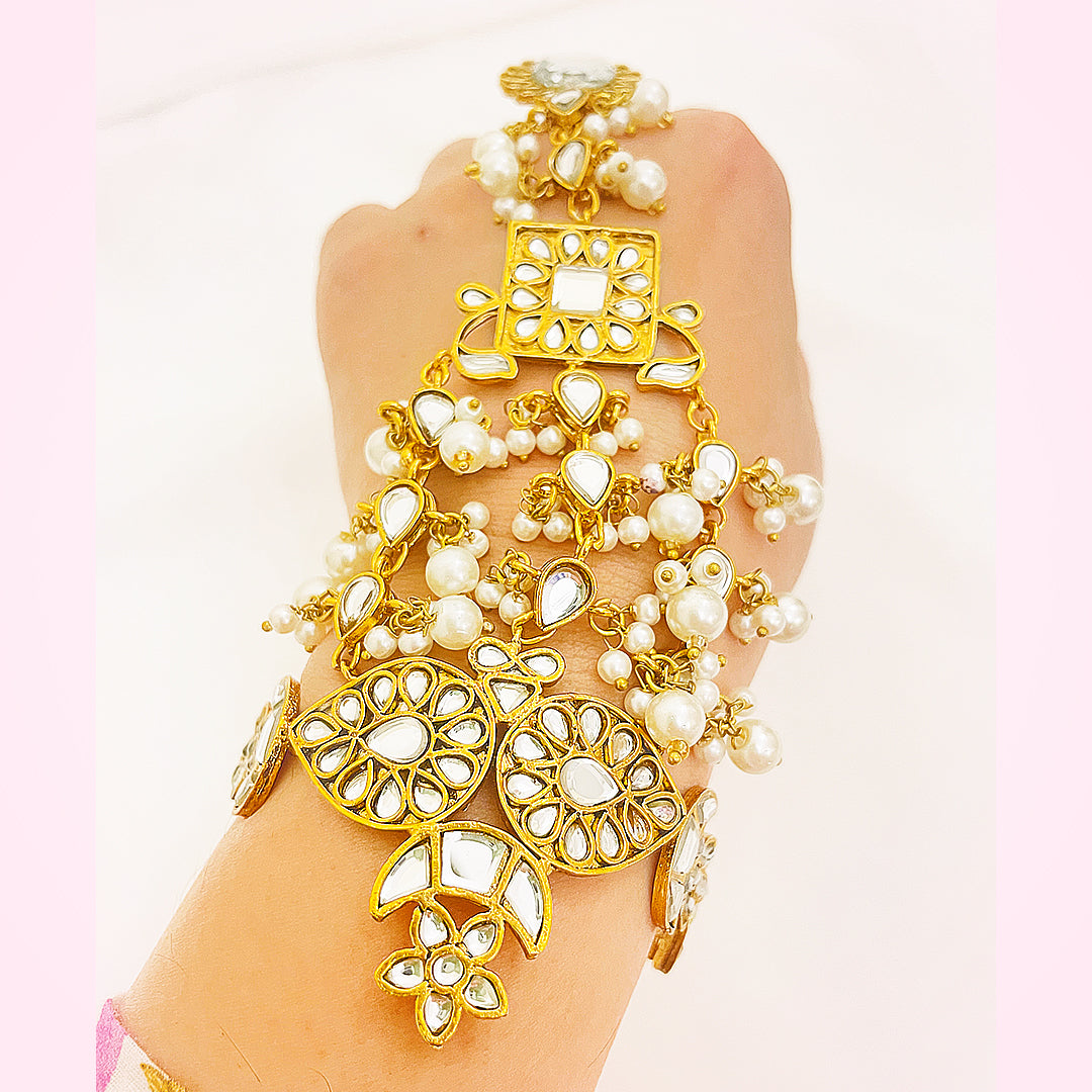 Mahrukh Kundan Ring Bracelet Combo With Pearl Detailing