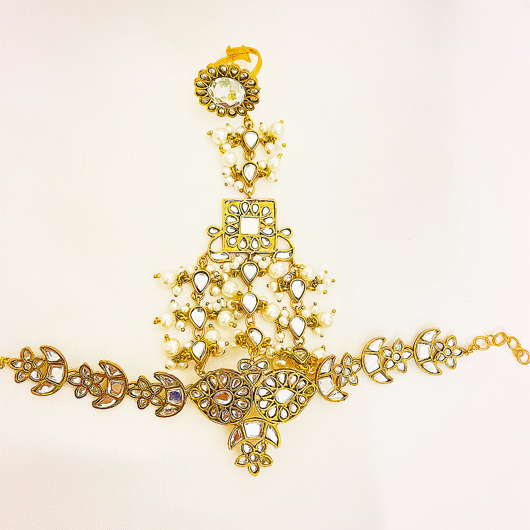 Mahrukh Kundan Ring Bracelet Combo With Pearl Detailing