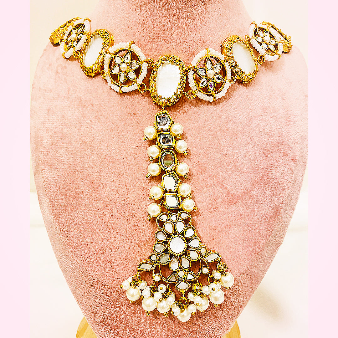 Afsana Kundan Matha Patti Headpiece With Floral & Geometric Detailing